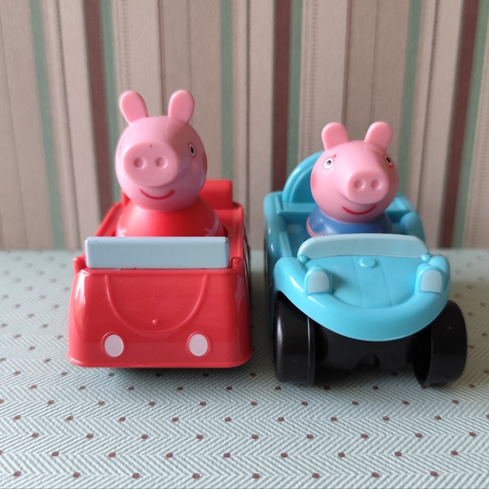 3/$25💙Peppa And George Mini Buggies Play Car Toys Lot Of 2